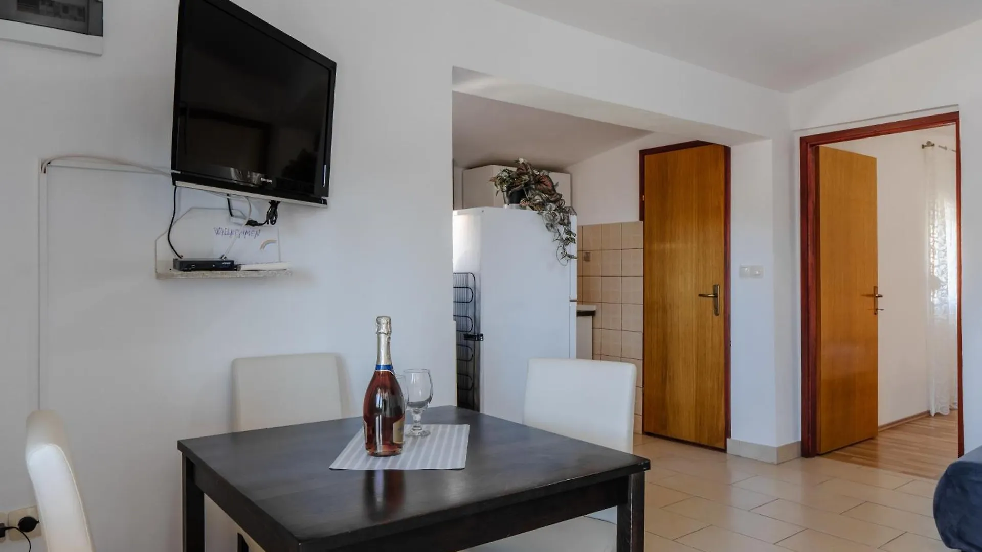 Apartments Josipovic Vir